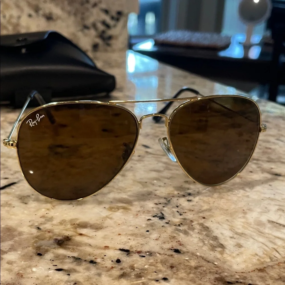 Ray-Ban Gold Frame Sunglasses with Brown Lenses - Picture 5 of 5